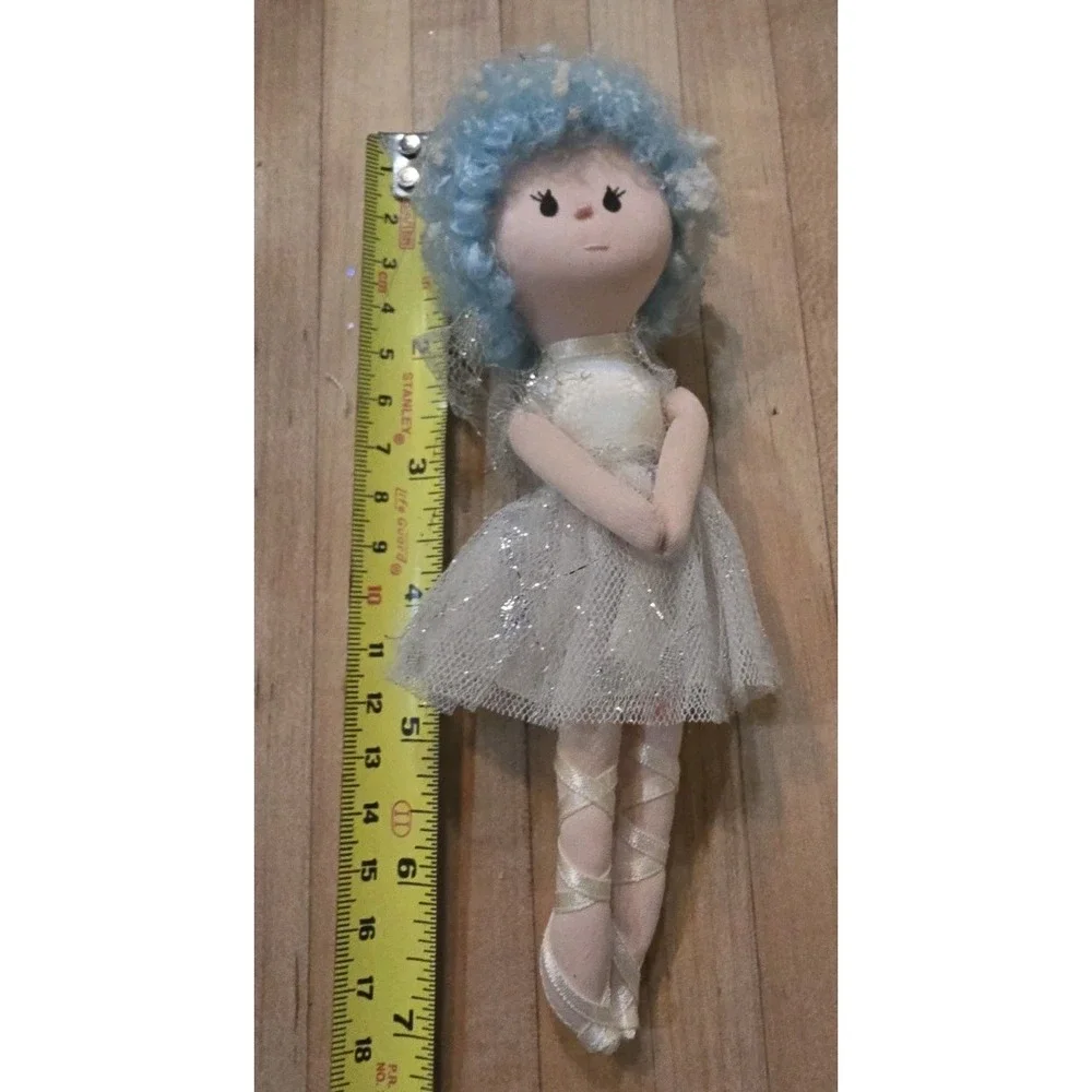 Lot Of 6 Set of 2 Porcelain Fairy VTG, 2 Glitter Ballerina, 2 Feather Ornaments‎